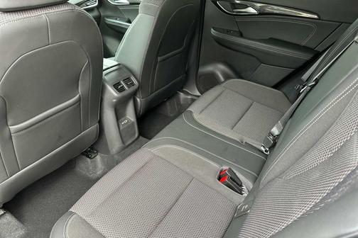 2022 Buick Envision FWD Preferred