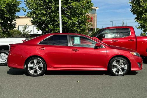 Barcelona Red Metallic 2012 Toyota Camry SE Limited Edition