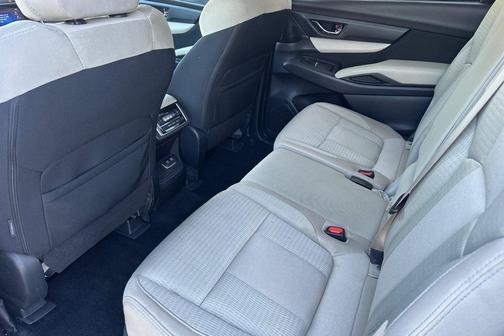 Crystal White Pearl 2019 Subaru Ascent Premium 8-Passenger