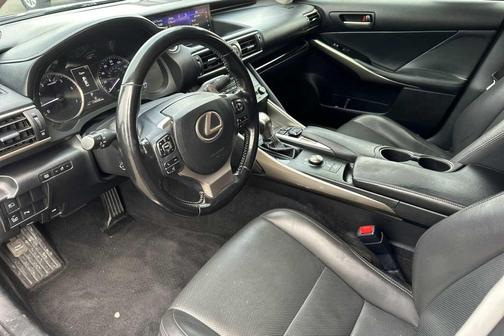 2018 Lexus IS 300 Base