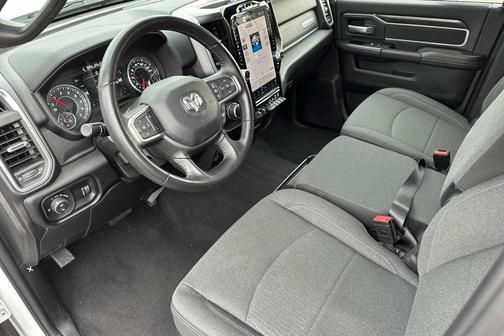 2024 RAM 2500 Big Horn Crew Cab 4x4 6'4' Box