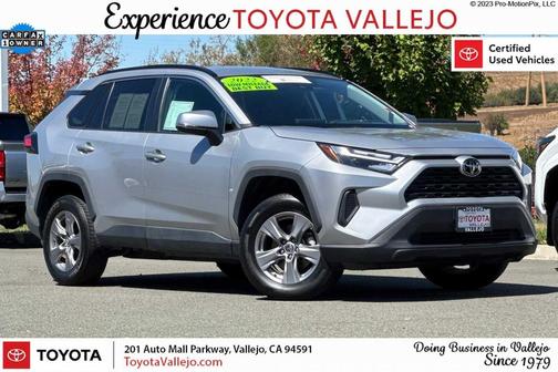 2022 Toyota RAV4 XLE
