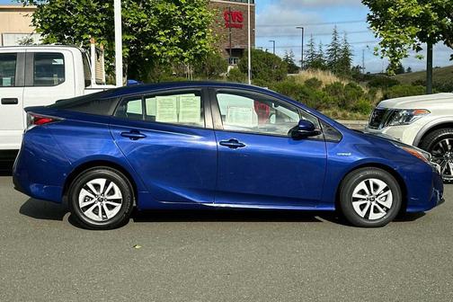 Blue Crush Metallic 2017 Toyota Prius Four