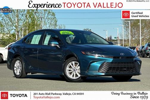 2025 Toyota Camry LE