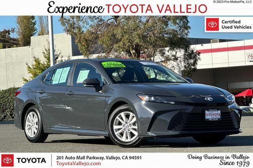 2025 Toyota Camry LE