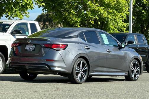 Gun Metallic 2023 Nissan Sentra SR