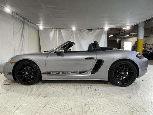 2025 Porsche 718 Boxster Style Edition