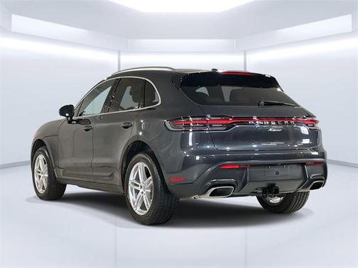 2025 Porsche Macan 