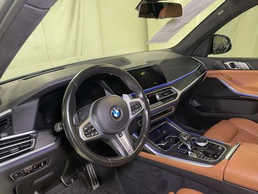 Alpine White 2022 BMW X7 xDrive40i