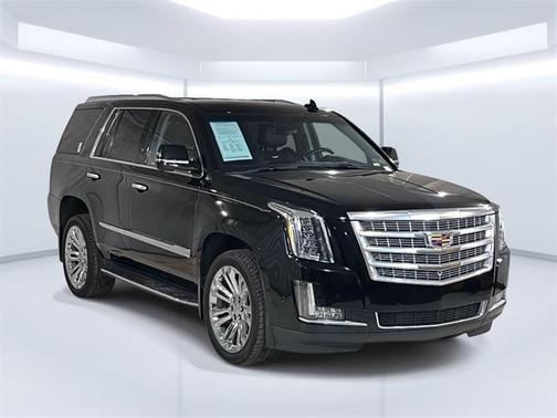 2018 Cadillac Escalade Luxury