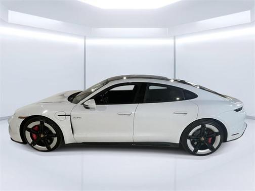 2026 Porsche Taycan GTS