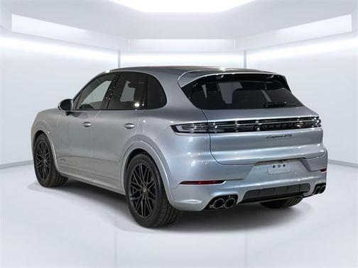 2026 Porsche Cayenne GTS