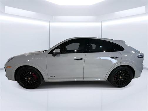 2022 Porsche Cayenne GTS