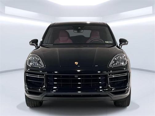 2023 Porsche Cayenne Turbo