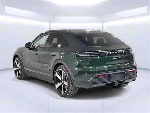2025 Porsche Macan 4S