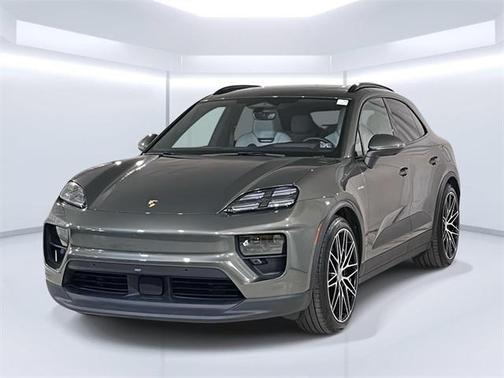 2024 Porsche Macan Base