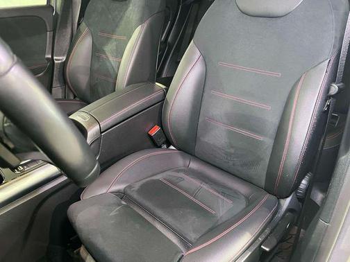 Gray Metallic 2022 Mercedes-Benz GLA 250 4MATIC