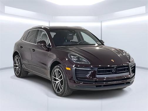 2025 Porsche Macan Base