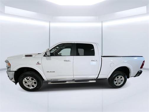 2021 RAM 2500 Laramie Crew Cab 4x4 6'4' Box