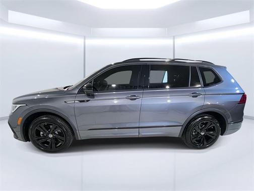 2024 Volkswagen Tiguan 2.0T SE R-Line Black 4MOTION