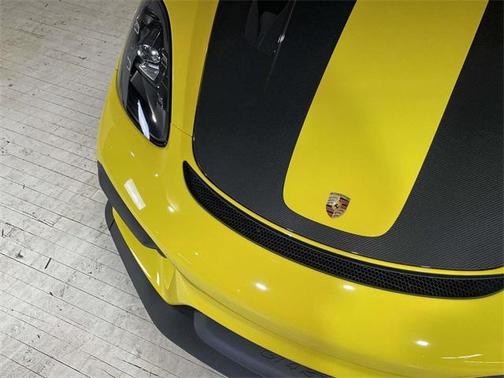 2024 Porsche 718 Cayman GT4 RS