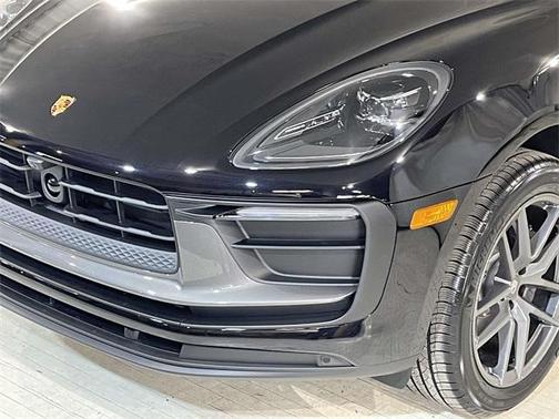 2026 Porsche Macan T