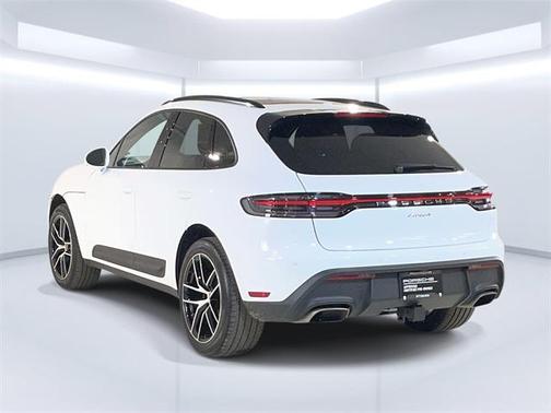 2025 Porsche Macan 