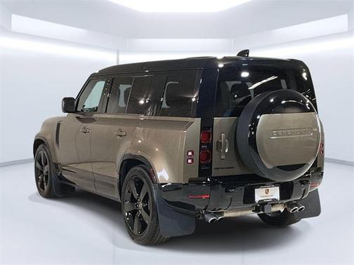 2025 Land Rover Defender 110 P500 X-Dynamic SE