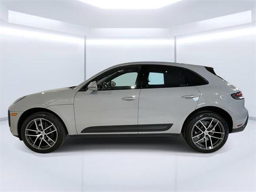 2025 Porsche Macan 