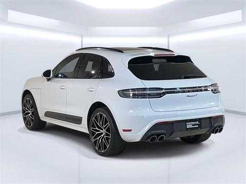 2023 Porsche Macan Base