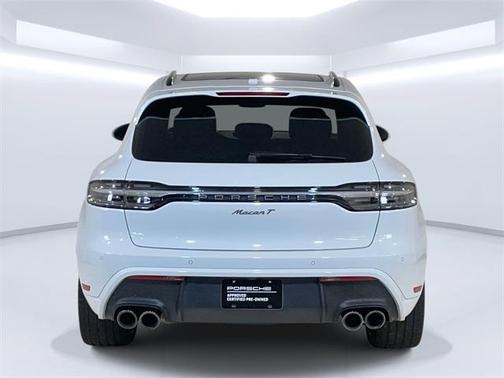 2023 Porsche Macan Base