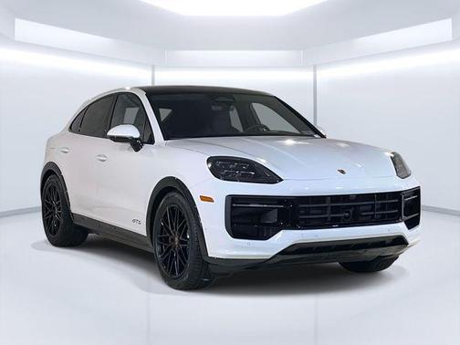 2026 Porsche Cayenne GTS