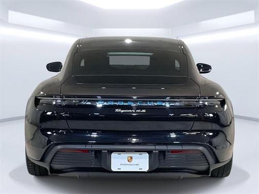2024 Porsche Taycan 4S