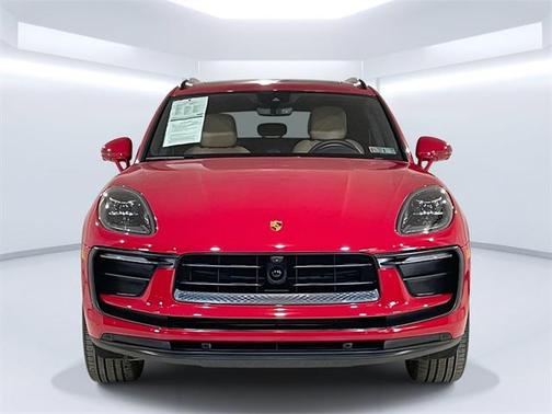 2025 Porsche Macan 