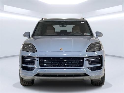 2026 Porsche Cayenne GTS