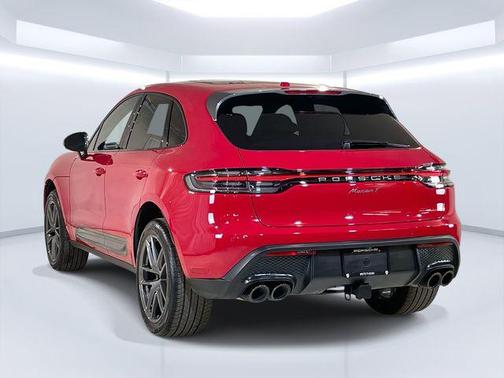 2025 Porsche Macan T