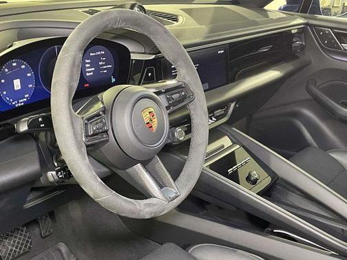 Blue Metallic 2025 Porsche Macan 4