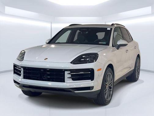 Chalk 2026 Porsche Cayenne Cayenne