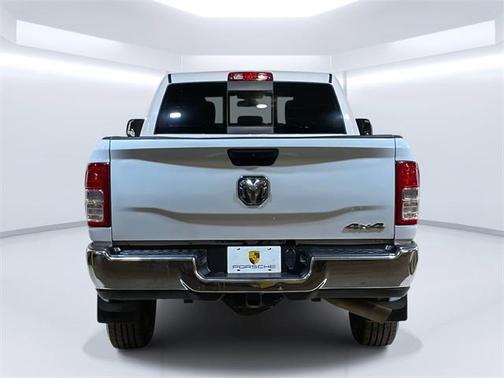 2021 RAM 2500 Tradesman Crew Cab 4x4 6'4' Box