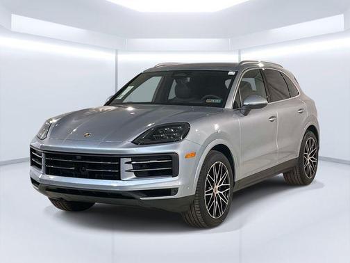 Dolomite Silver Metallic 2026 Porsche Cayenne Cayenne