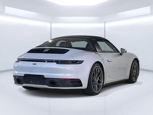 2024 Porsche 911 Targa 4