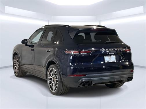 2022 Porsche Cayenne Platinum Edition