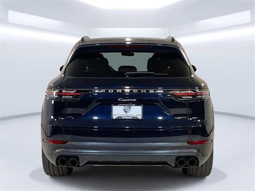 2022 Porsche Cayenne Platinum Edition