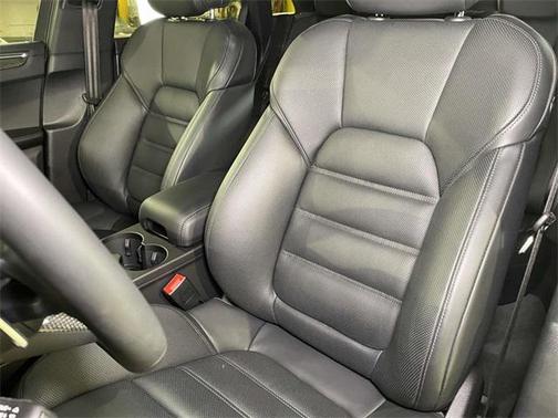 2025 Porsche Macan GTS