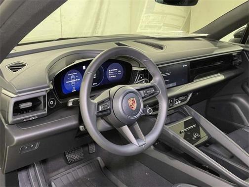 2025 Porsche Macan 4