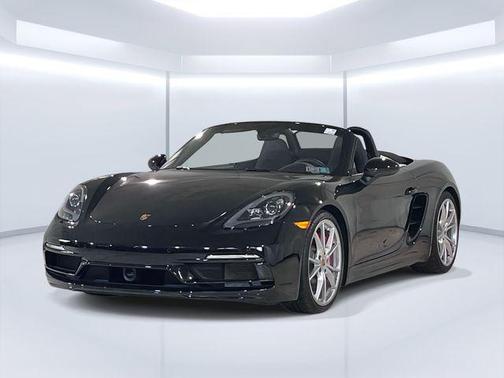 2025 Porsche 718 Boxster S