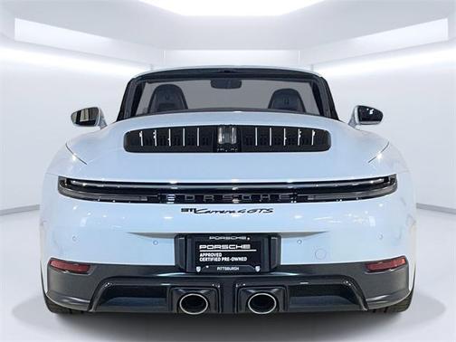 2025 Porsche 911 Carrera 4 GTS