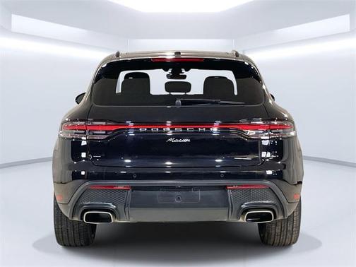 2025 Porsche Macan 