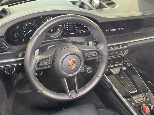2024 Porsche 911 Carrera GTS