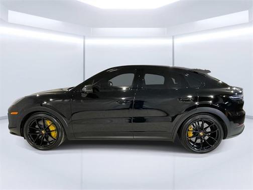 2023 Porsche Cayenne Turbo GT